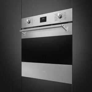 Smeg 30 Inch Single Convection Electric Wall Oven with 2.79 Cu. Ft. image 1